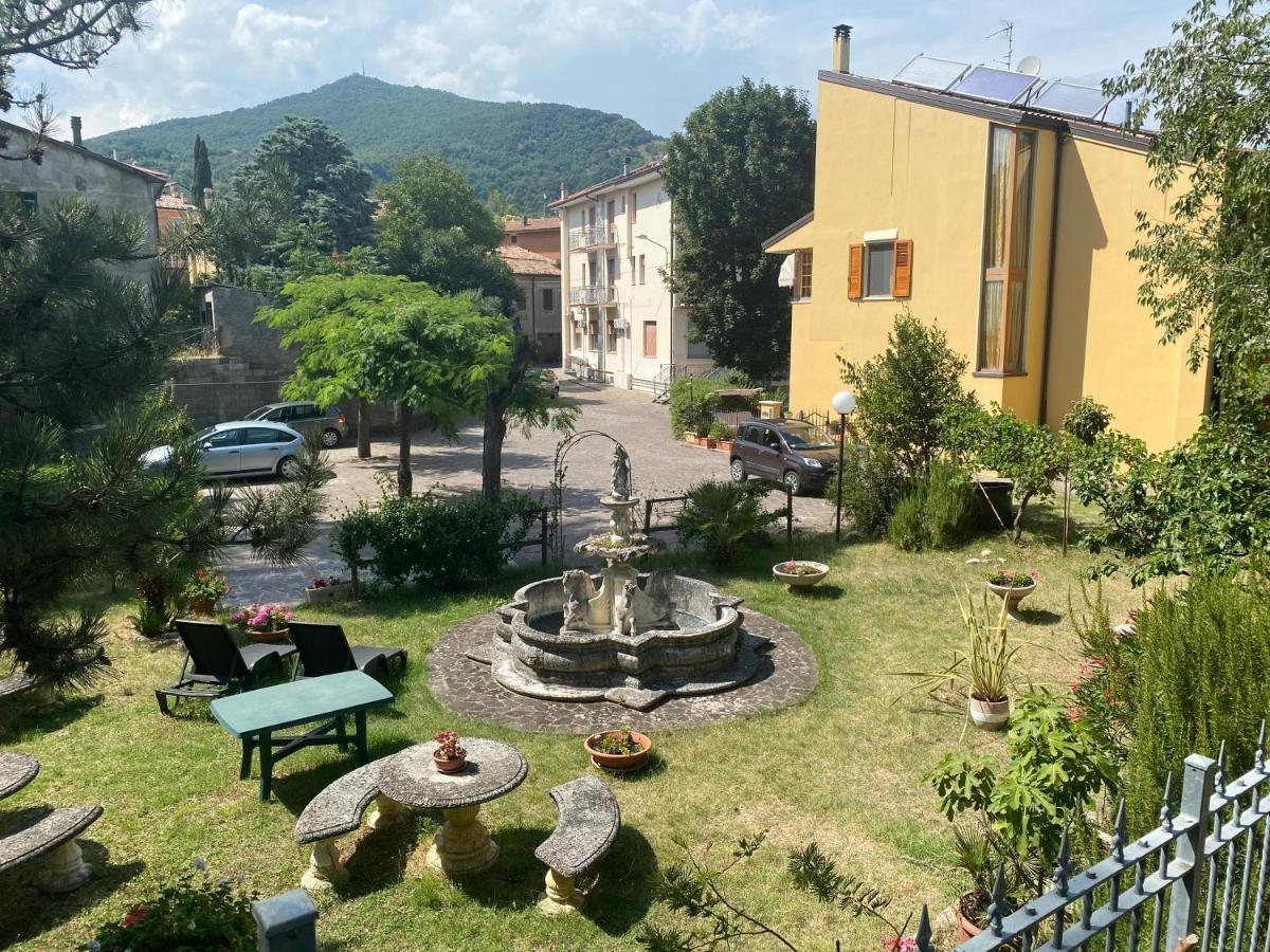 Hotel Magda Novafeltria Екстер'єр фото