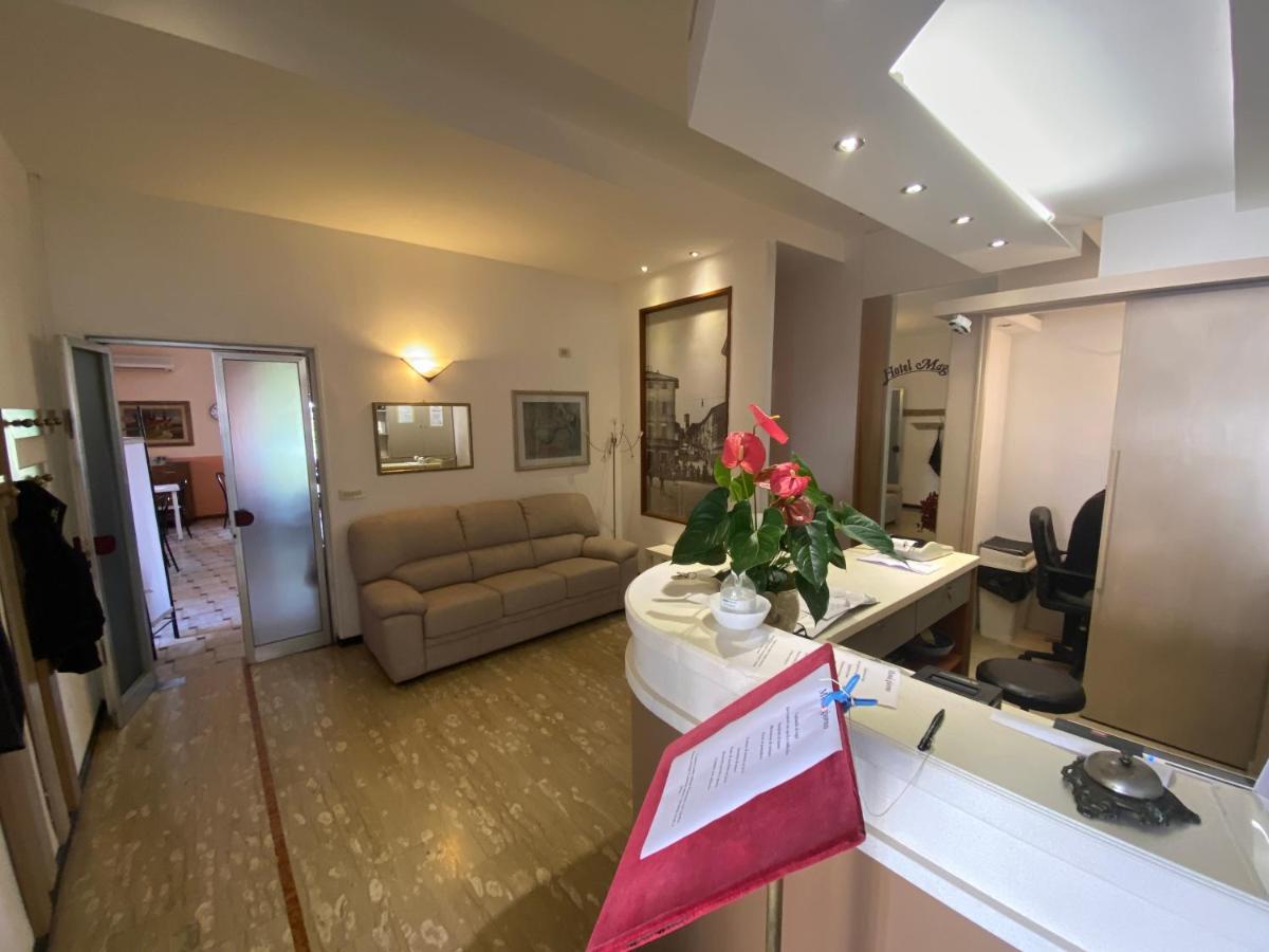 Hotel Magda Novafeltria Екстер'єр фото